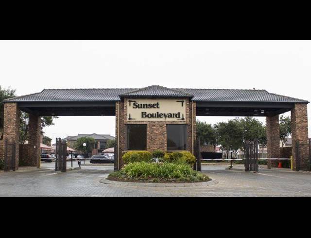 2 BEDROOM PROPERTY TO RENT IN SONNEVELD